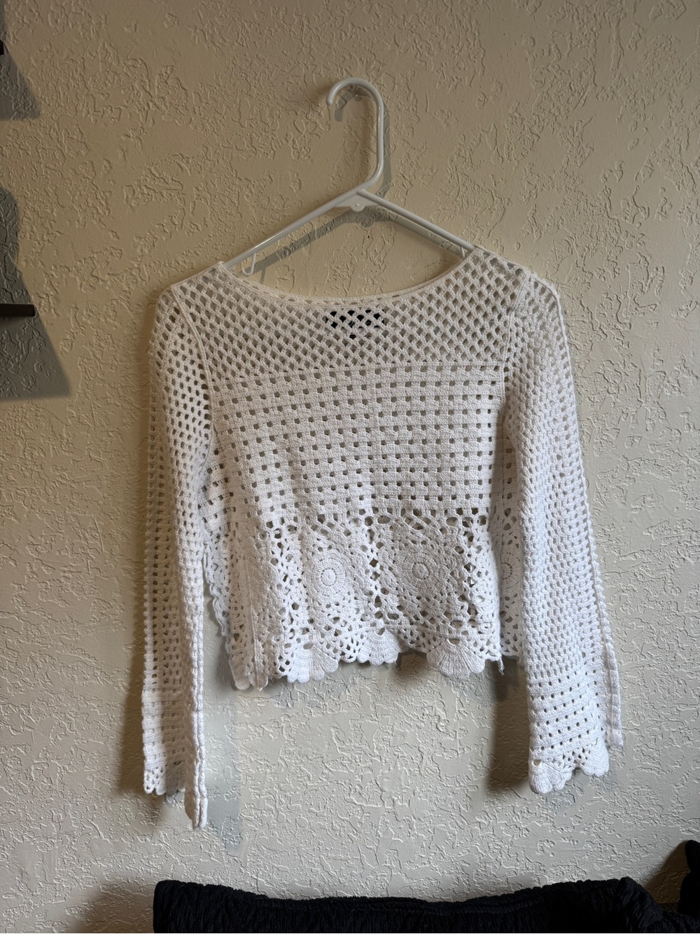 Lulu's White Crochet Knit V-Neck Top